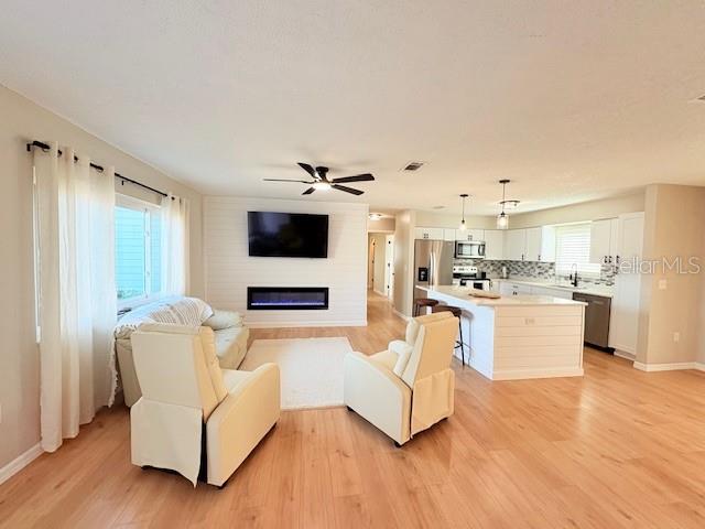 Image 7 of 37 For 17738 95th Circle