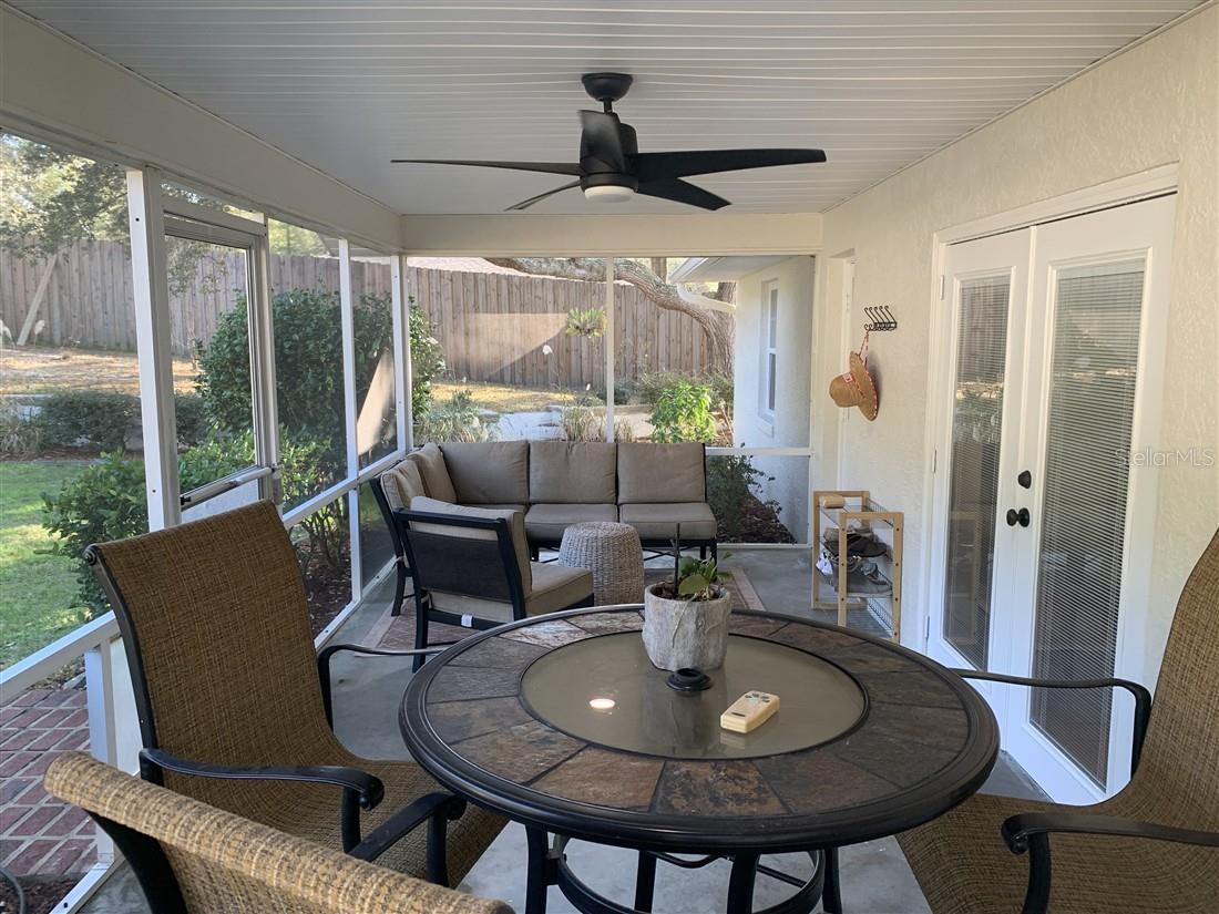 Image 24 of 36 For 939 New London Terrace