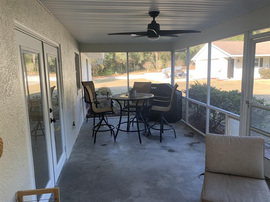 Image 25 of 36 For 939 New London Terrace