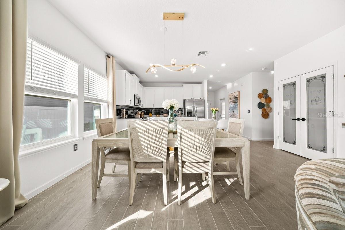 Image 17 of 77 For 4417 14th Loop