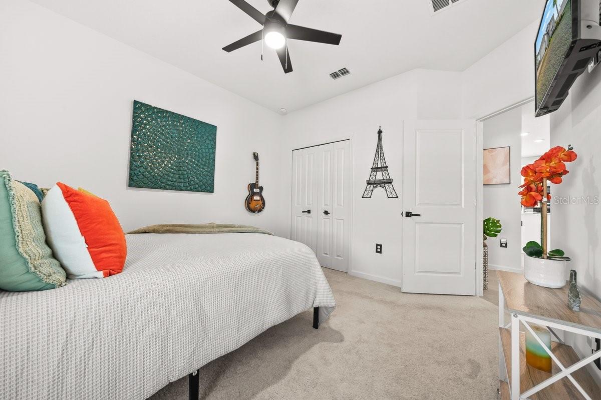 Image 35 of 77 For 4417 14th Loop