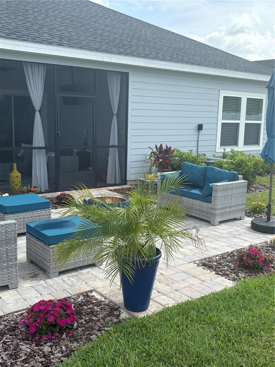 Image 62 of 77 For 4417 14th Loop