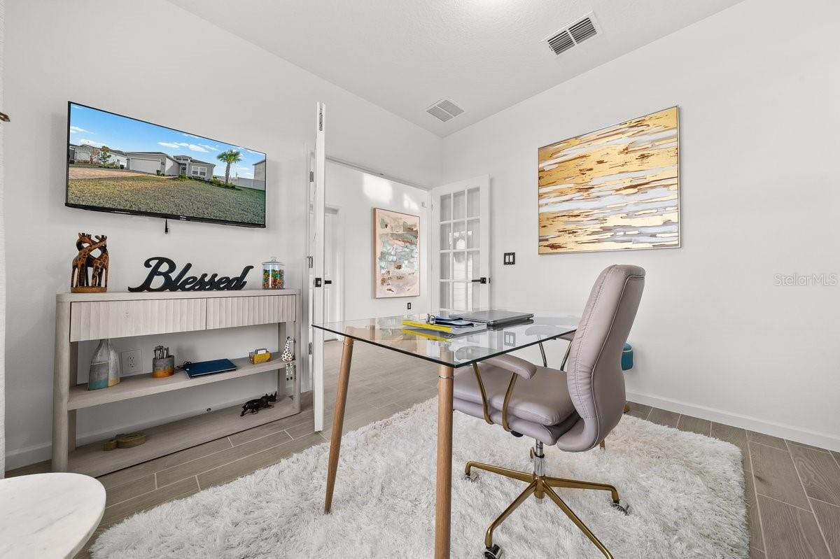 Image 8 of 77 For 4417 14th Loop