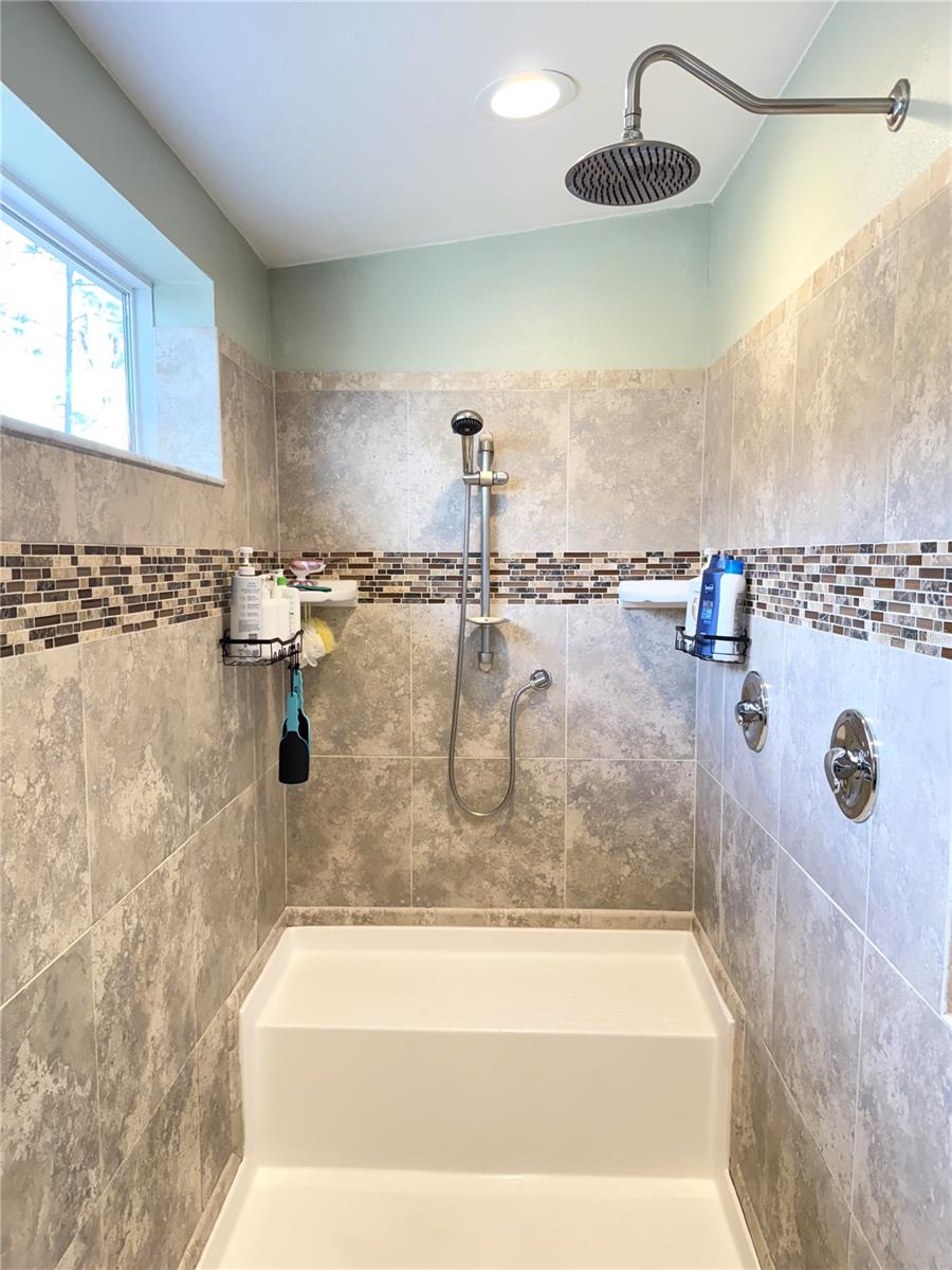 Image 21 of 43 For 8261 118th Terrace