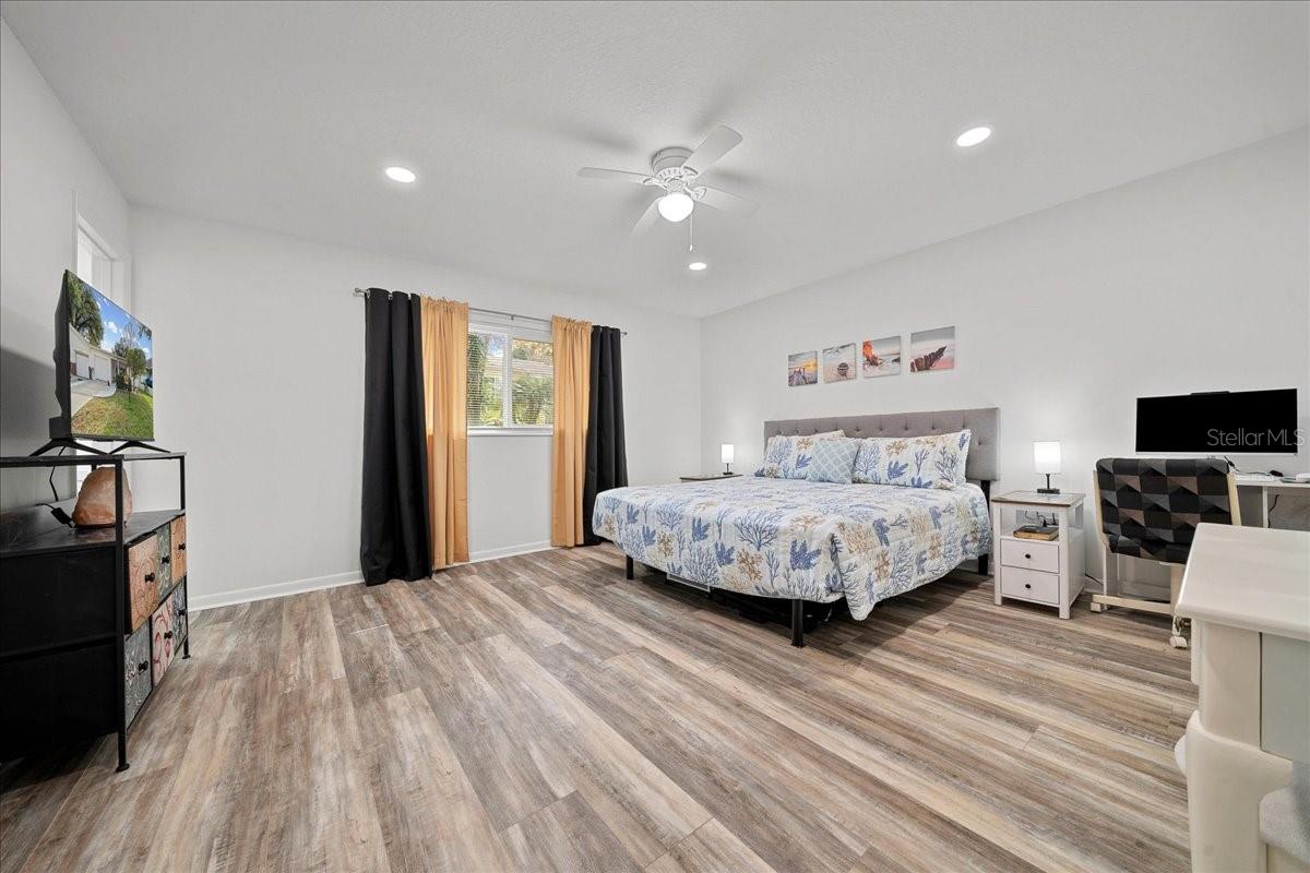 Image 9 of 18 For 9855 85th Terrace Road B