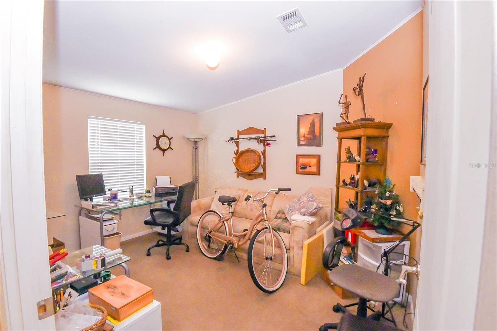 Image 17 of 24 For 201 Plumosa Drive