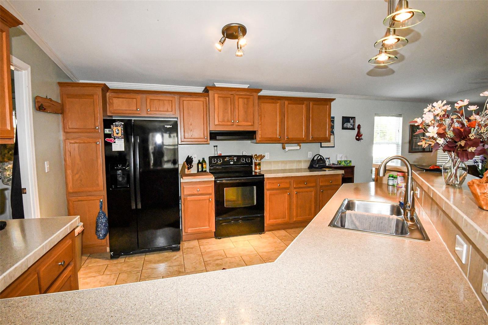 Image 6 of 24 For 201 Plumosa Drive