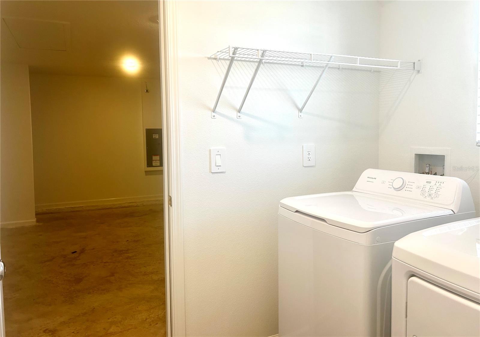 Image 13 of 41 For 8480 41 Circle