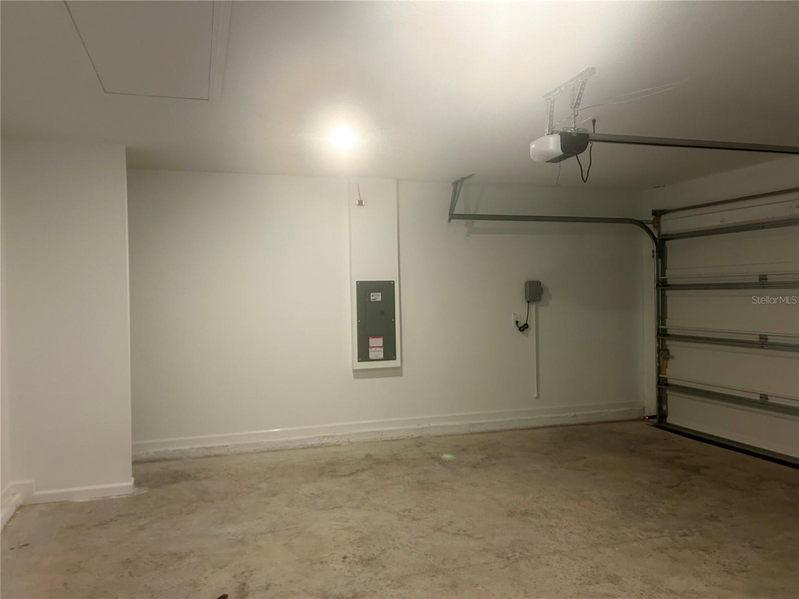 Image 14 of 41 For 8480 41 Circle