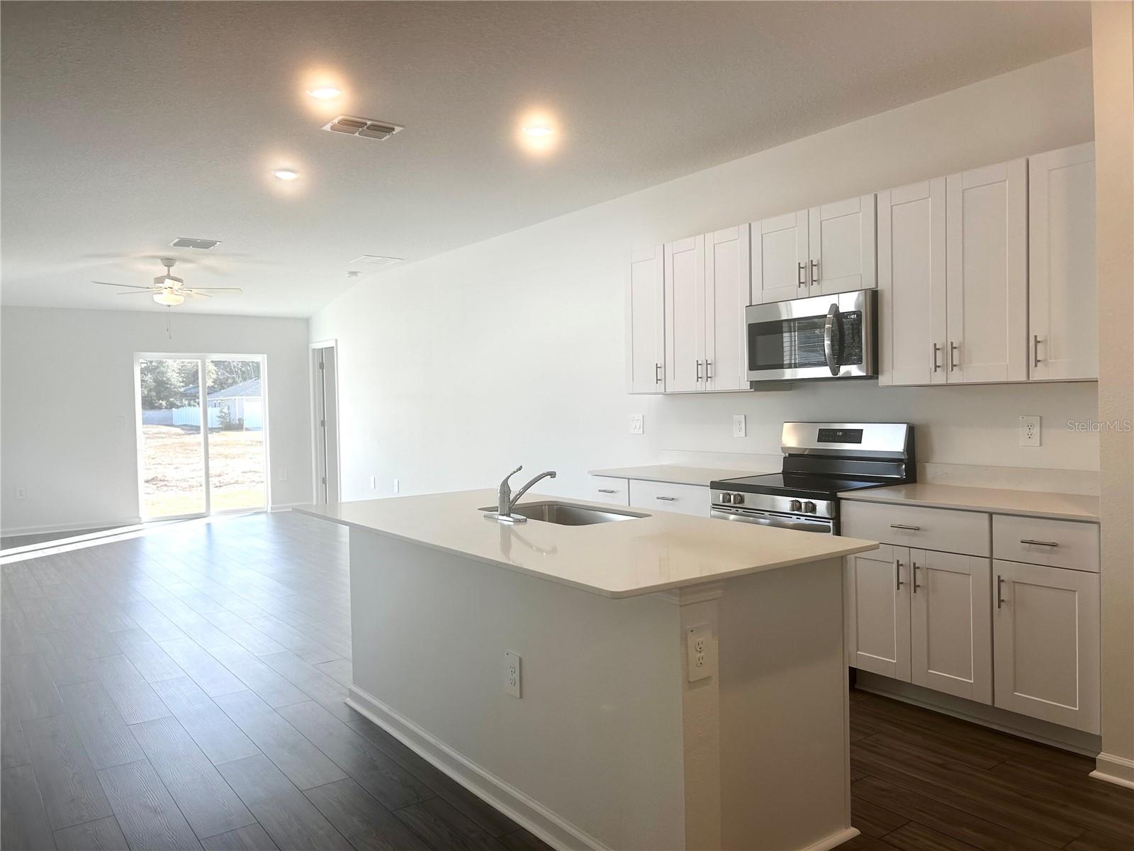 Image 15 of 41 For 8480 41 Circle