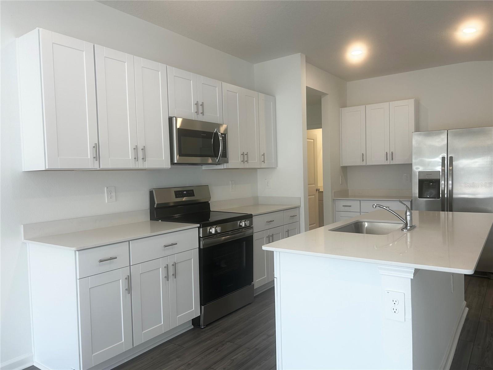 Image 19 of 41 For 8480 41 Circle