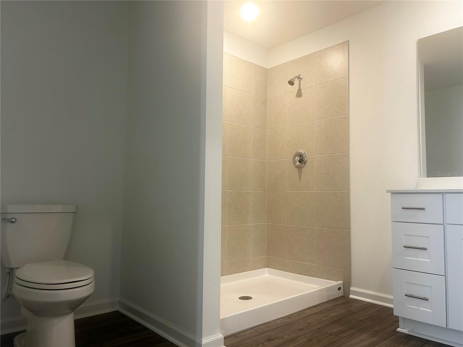 Image 30 of 41 For 8480 41 Circle