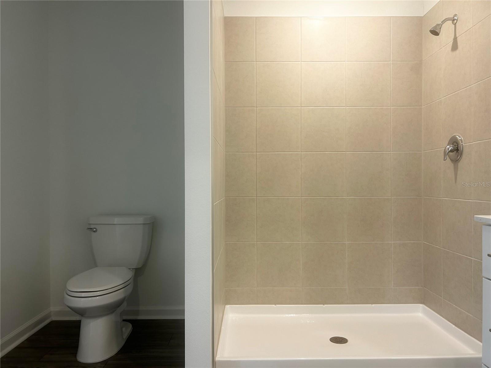 Image 31 of 41 For 8480 41 Circle