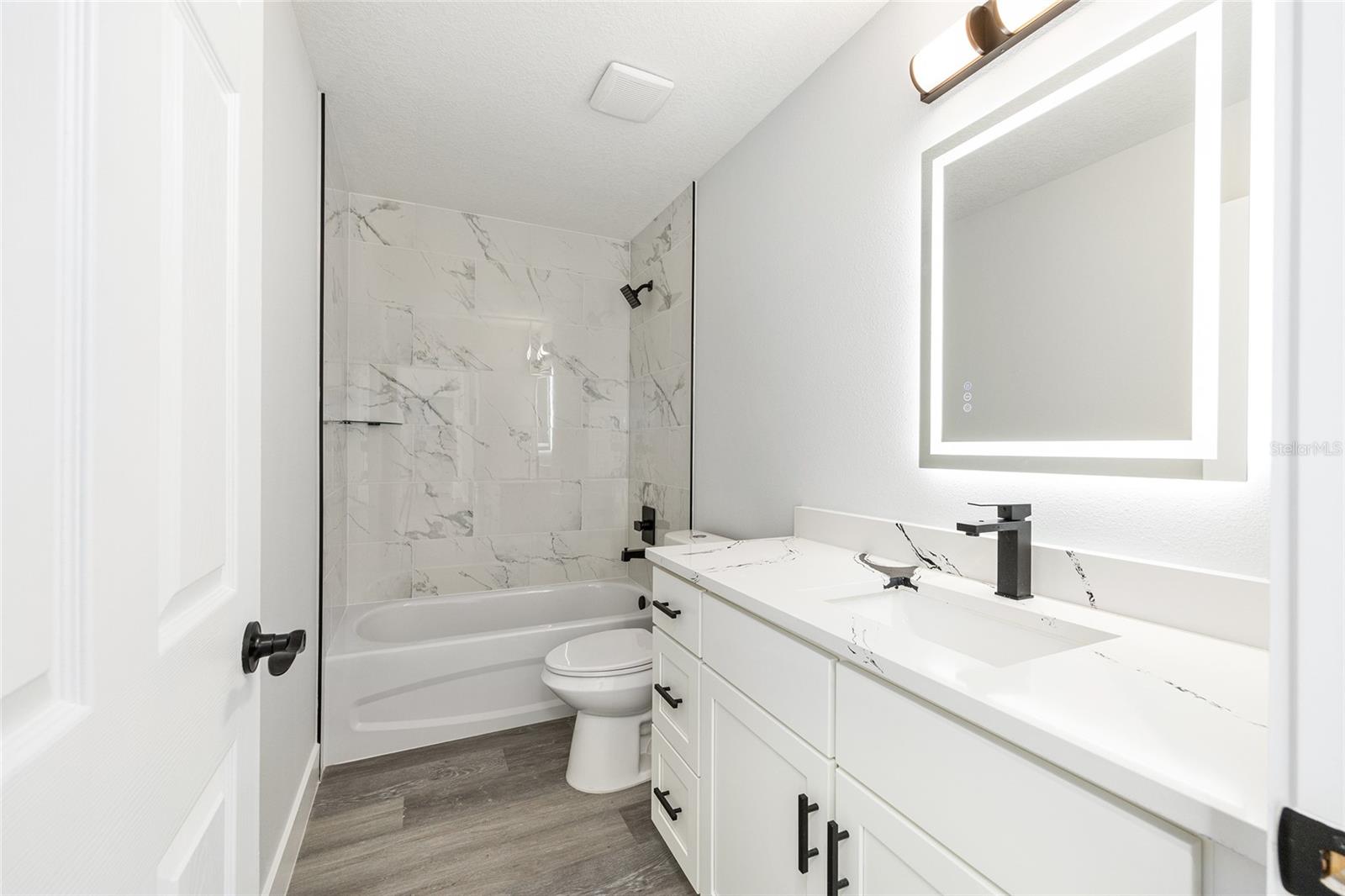 Image 29 of 51 For 13188 103rd Street