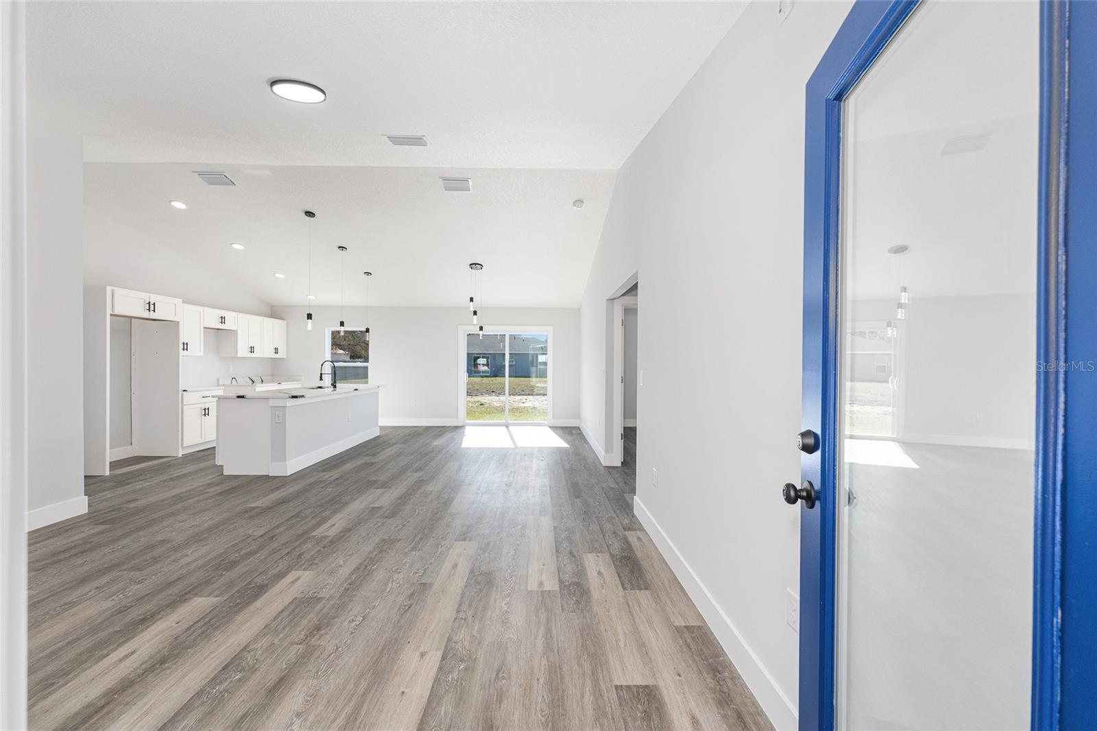 Image 8 of 51 For 13188 103rd Street