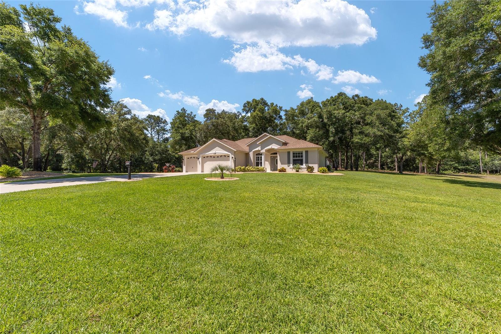 Image 12 of 82 For 10020 202nd Circle