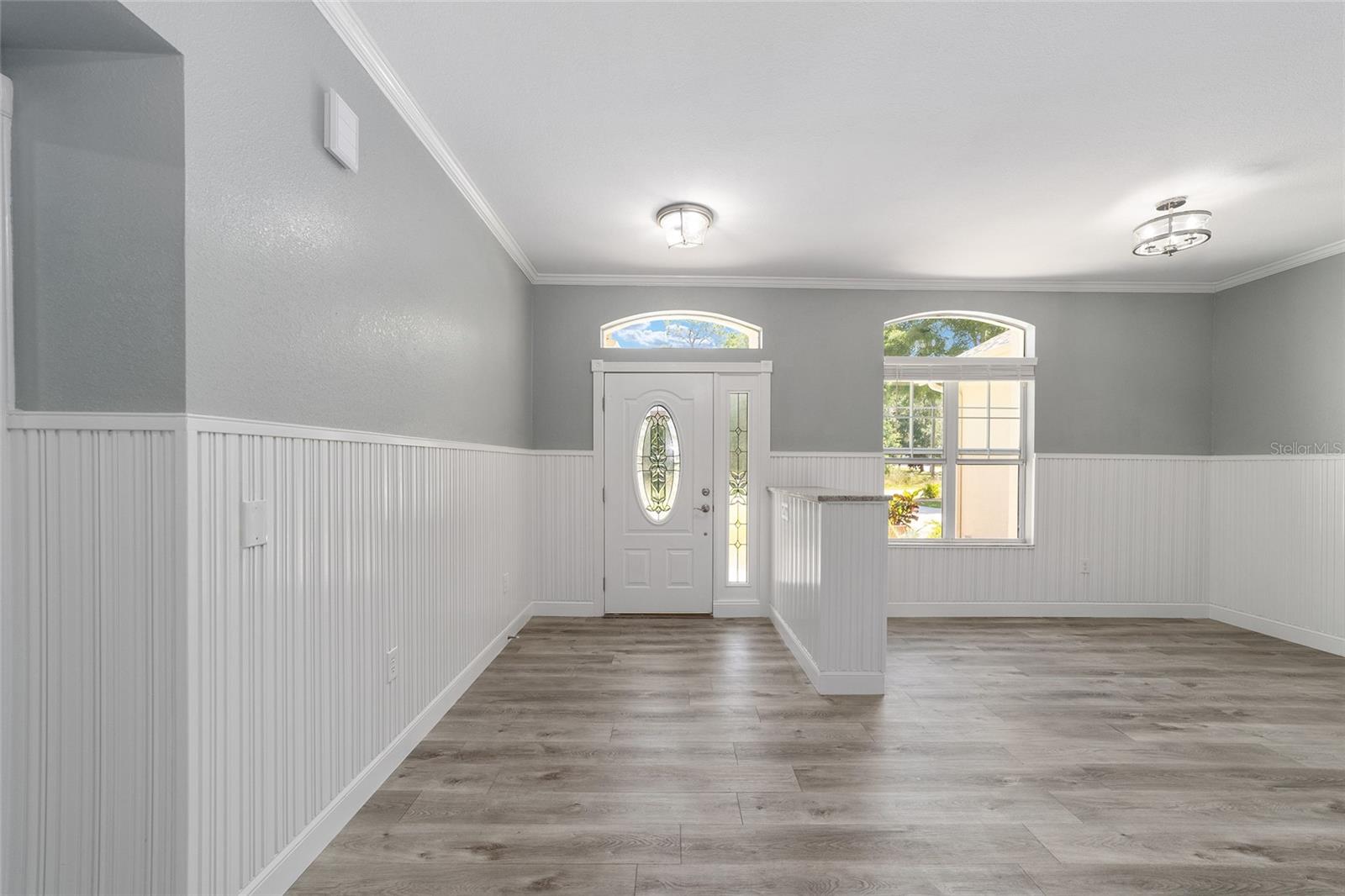 Image 17 of 82 For 10020 202nd Circle