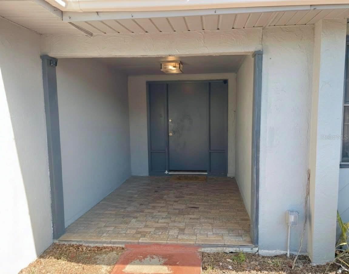 Image 2 of 7 For 9 Emerald Pass