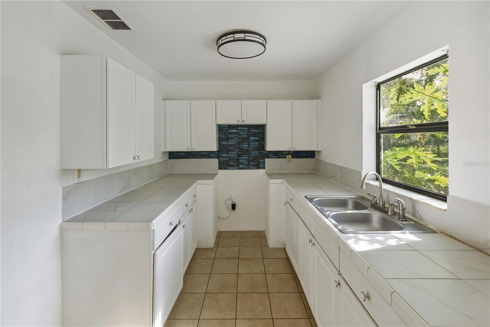 Image 11 of 25 For 1420 22nd Street