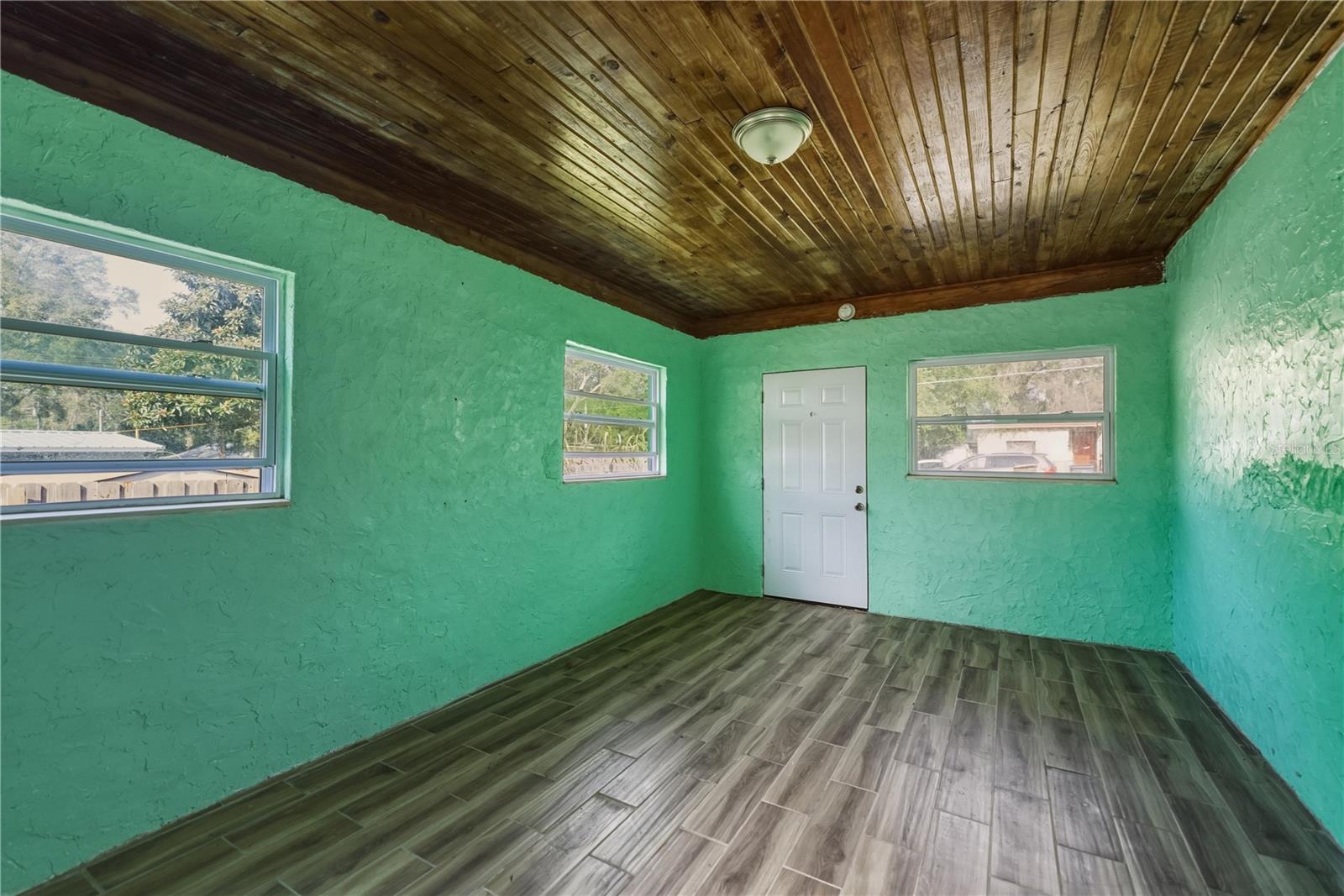 Image 13 of 25 For 1420 22nd Street