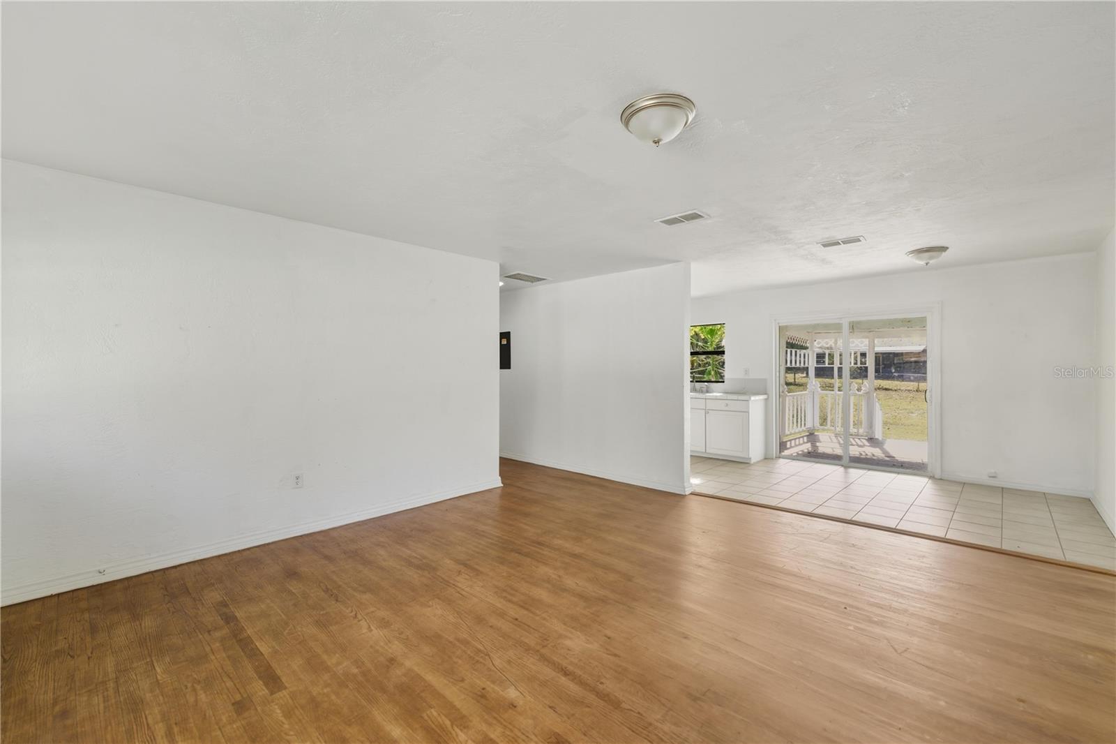 Image 8 of 25 For 1420 22nd Street