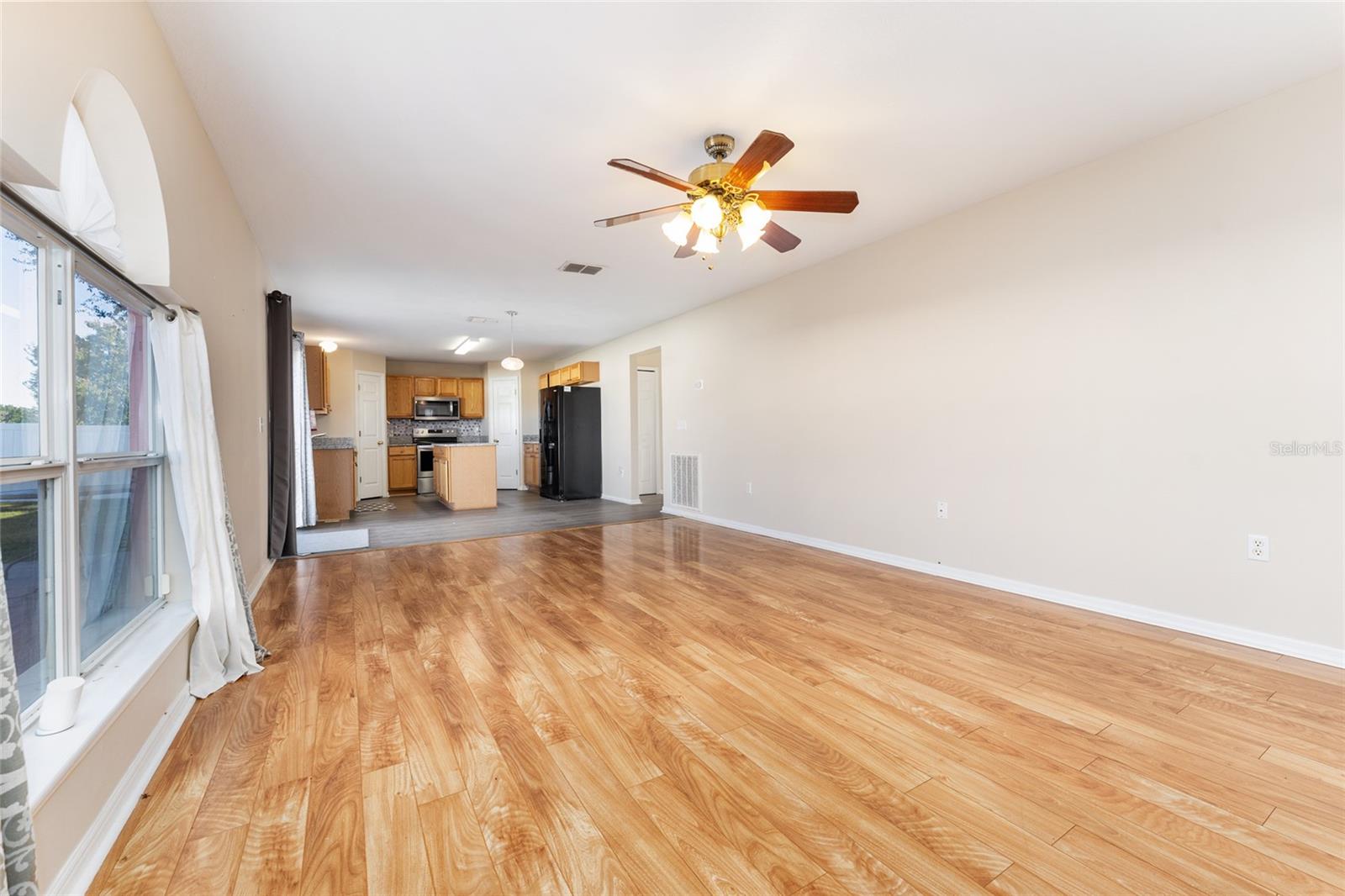 Image 17 of 83 For 2661 42nd Road