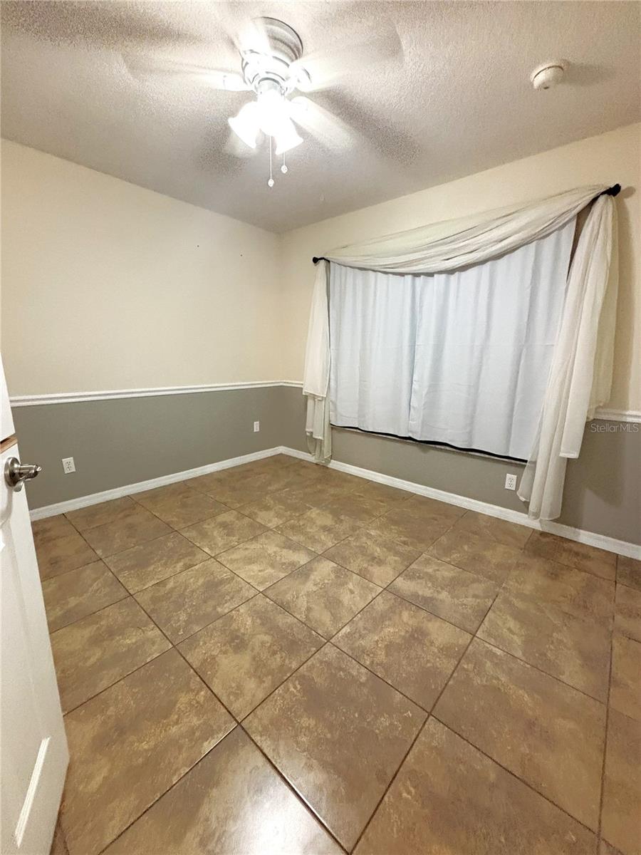 Image 11 of 23 For 4585 48th Lane