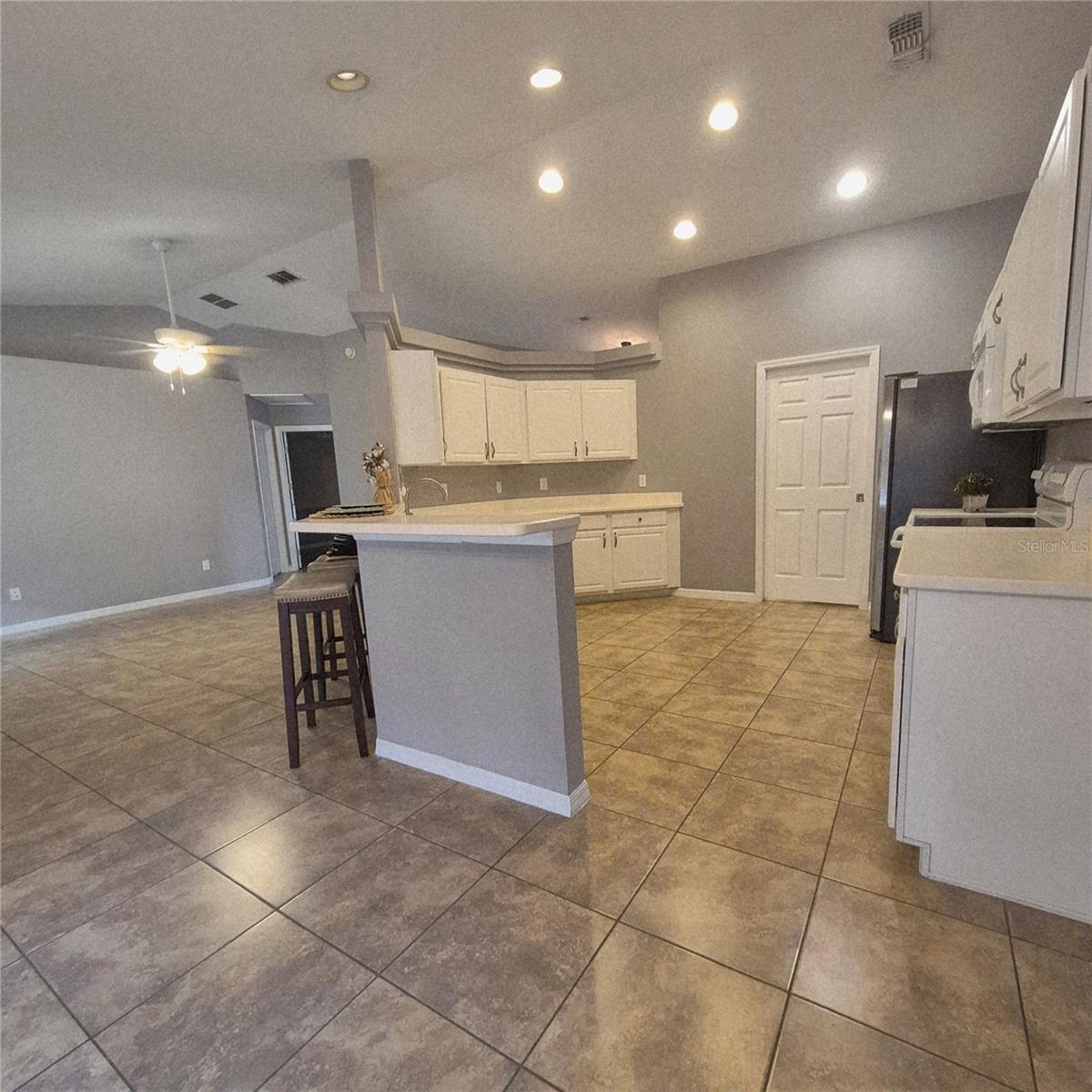 Image 4 of 23 For 4585 48th Lane