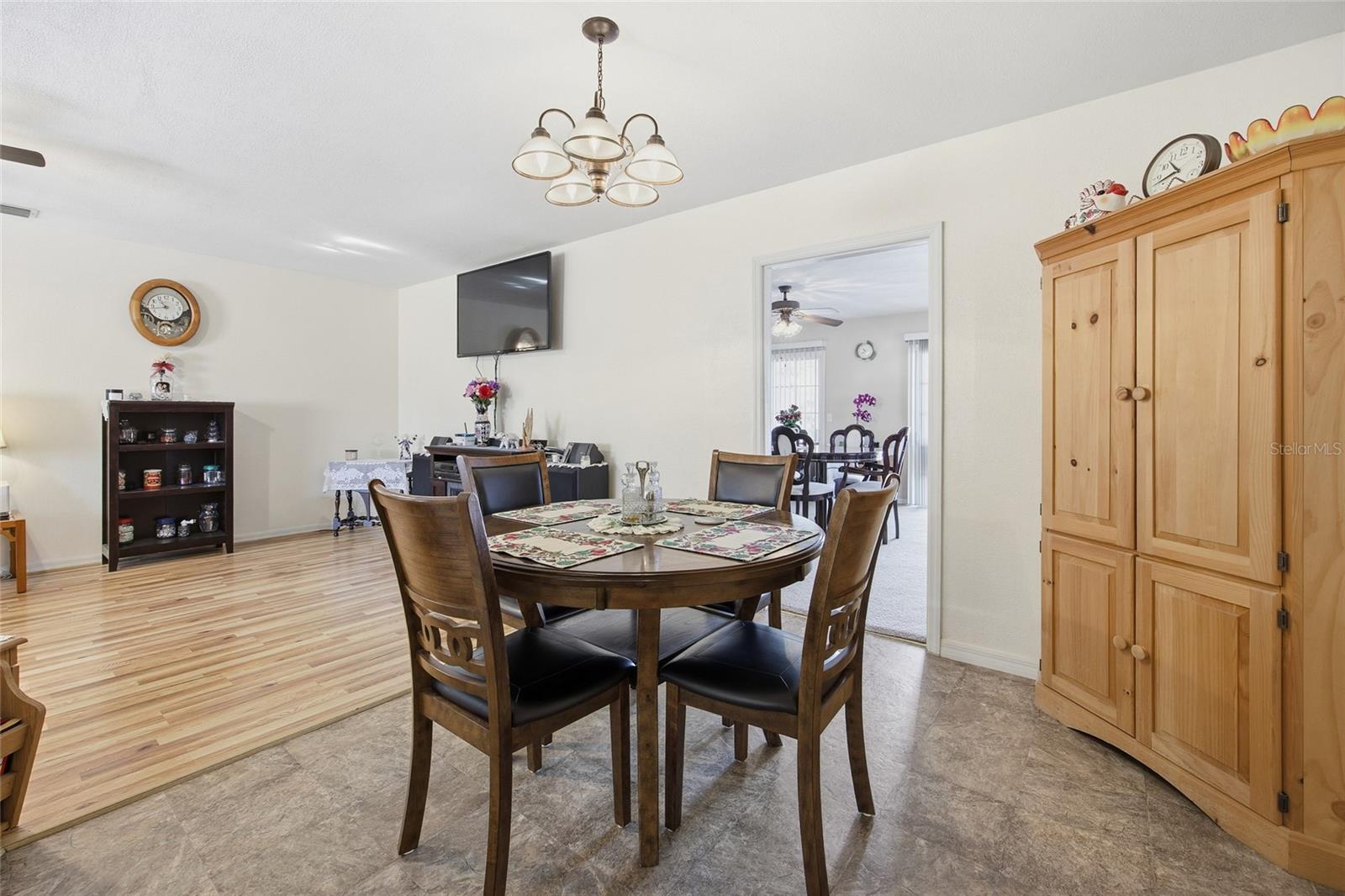 Image 10 of 37 For 510 Palm Lane