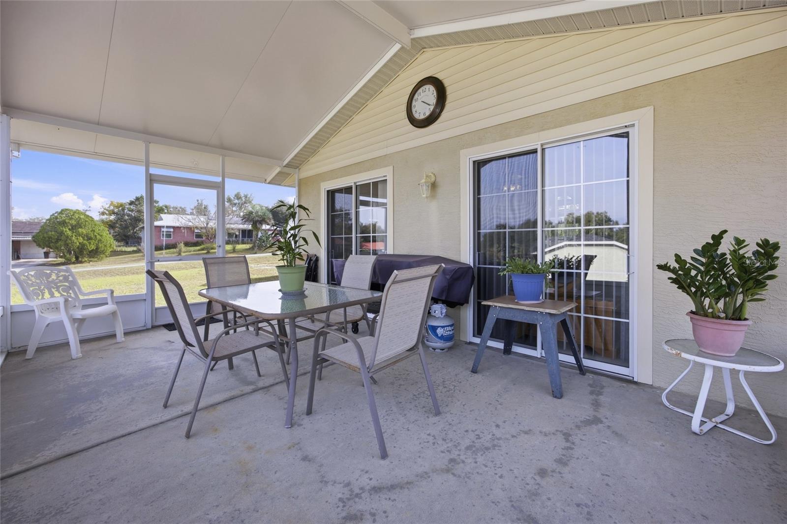 Image 24 of 37 For 510 Palm Lane