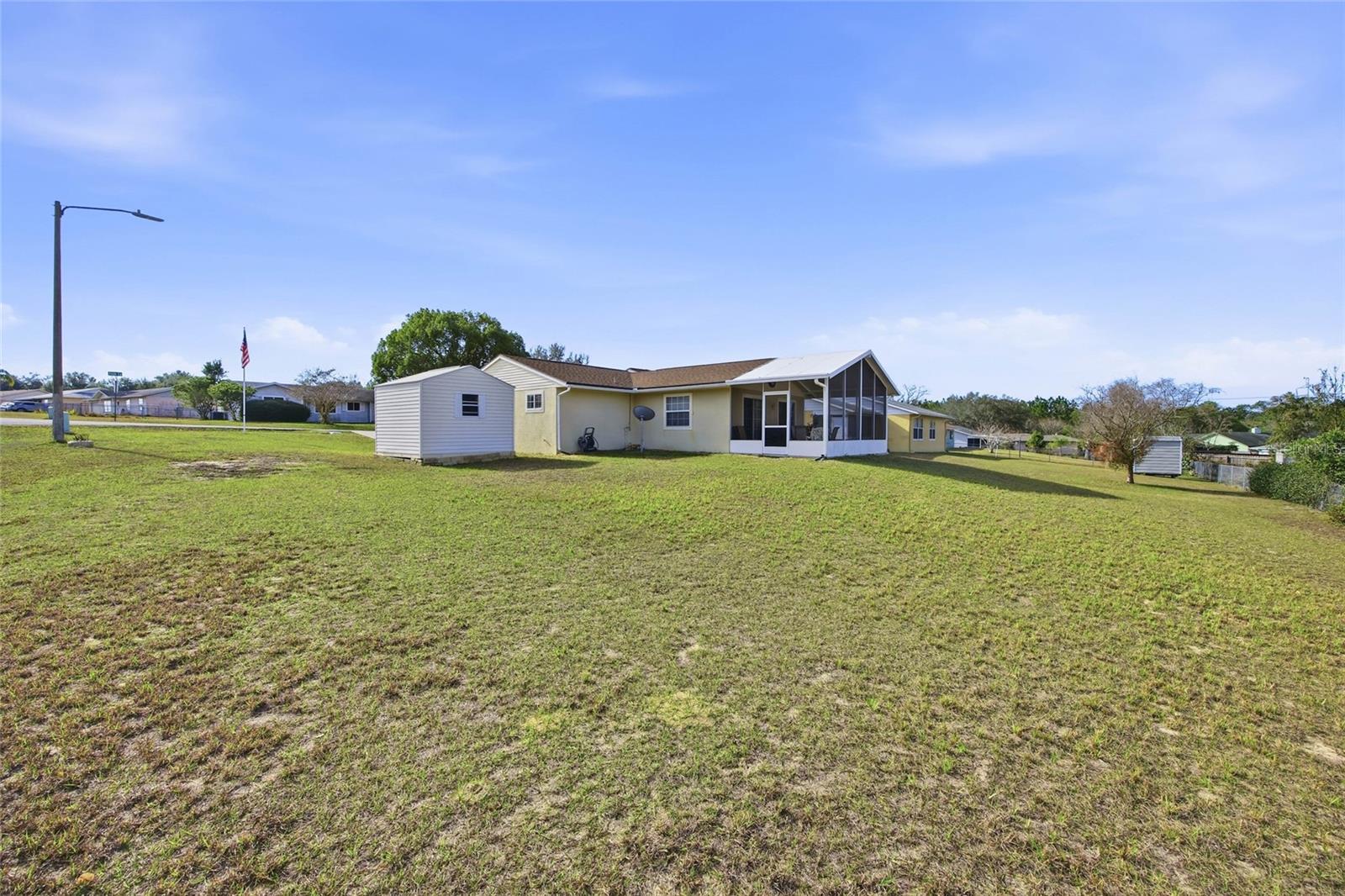 Image 27 of 37 For 510 Palm Lane