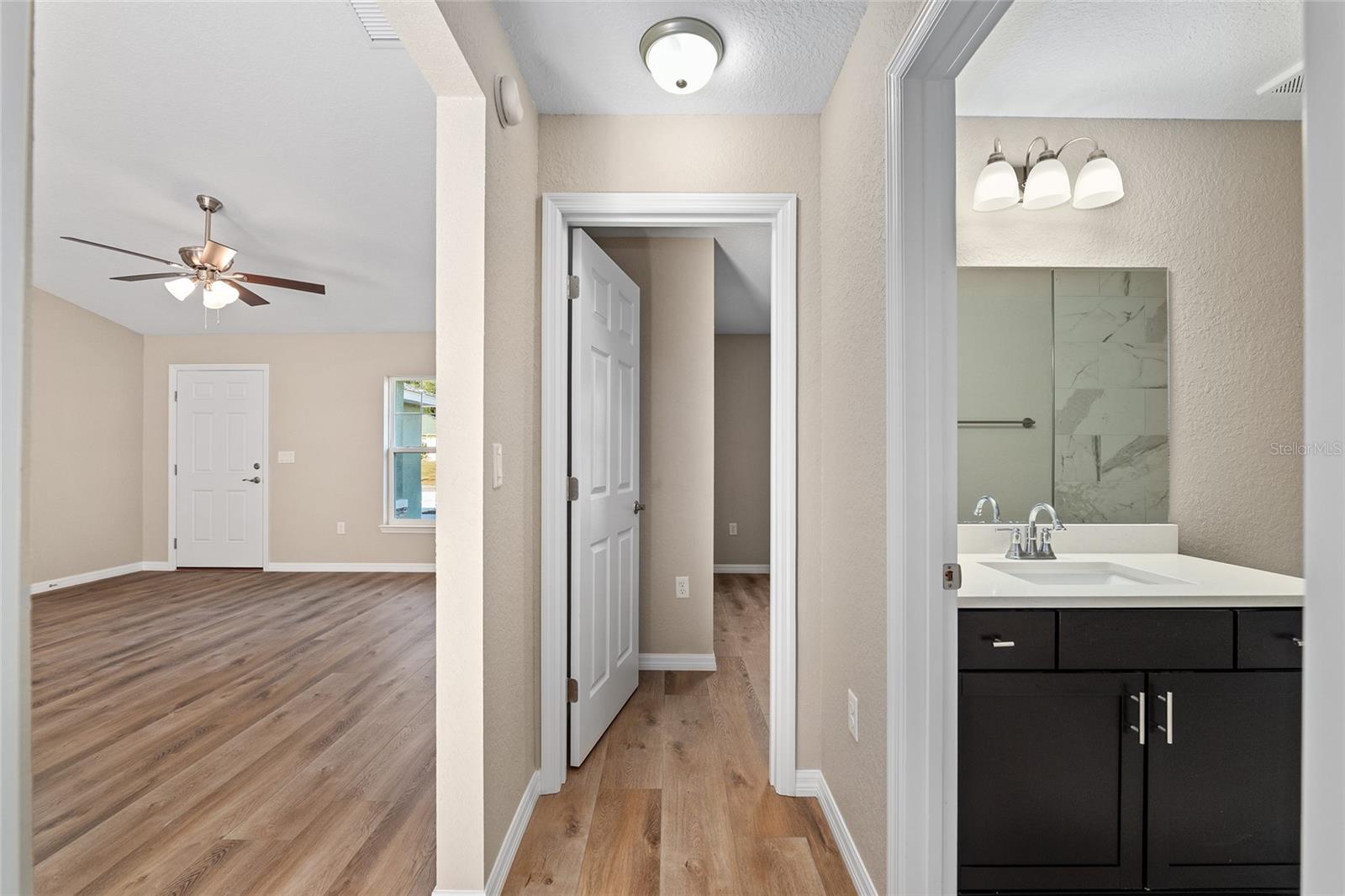 Image 27 of 33 For 9299 Hunter Way