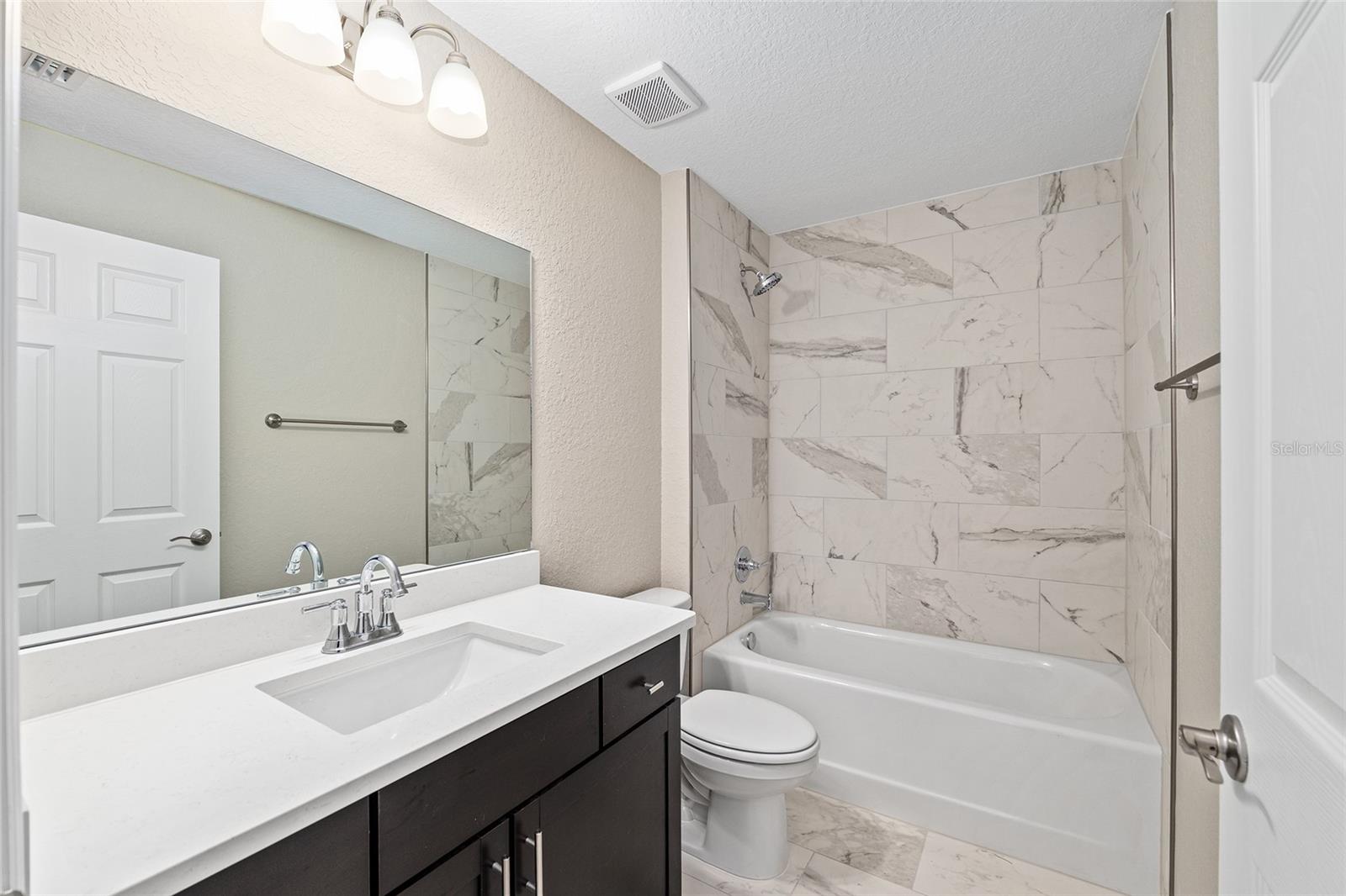 Image 28 of 33 For 9299 Hunter Way