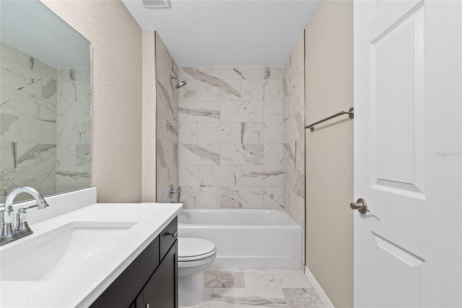 Image 29 of 33 For 9299 Hunter Way