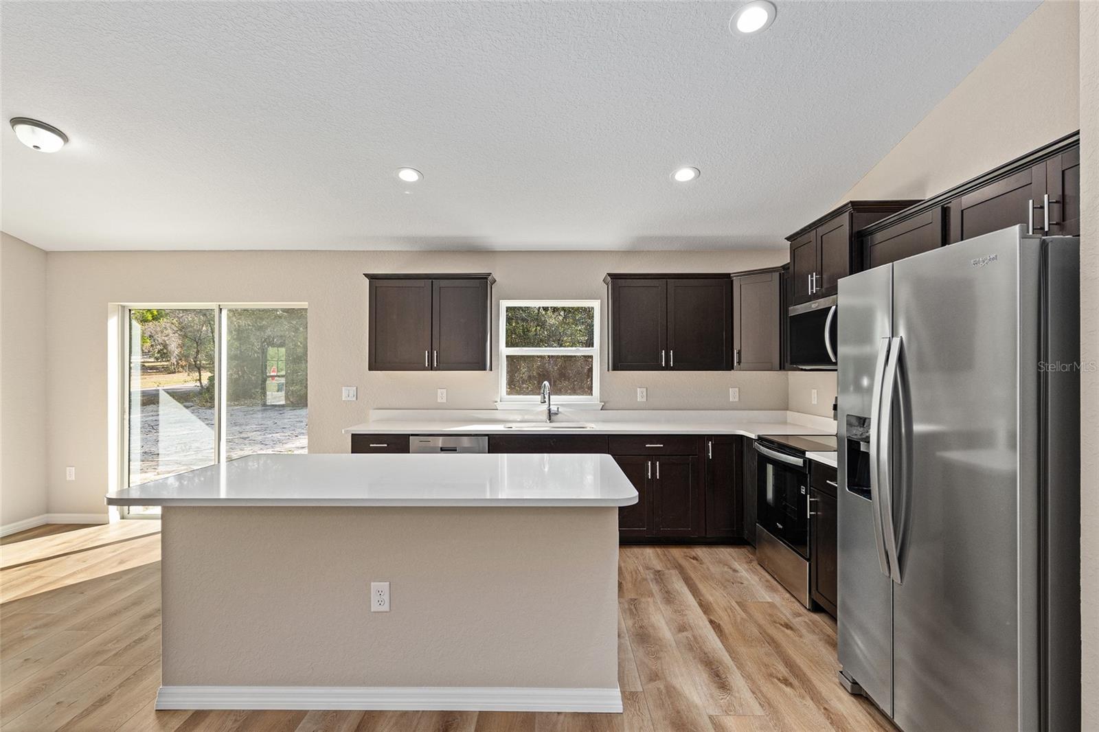 Image 9 of 33 For 9299 Hunter Way