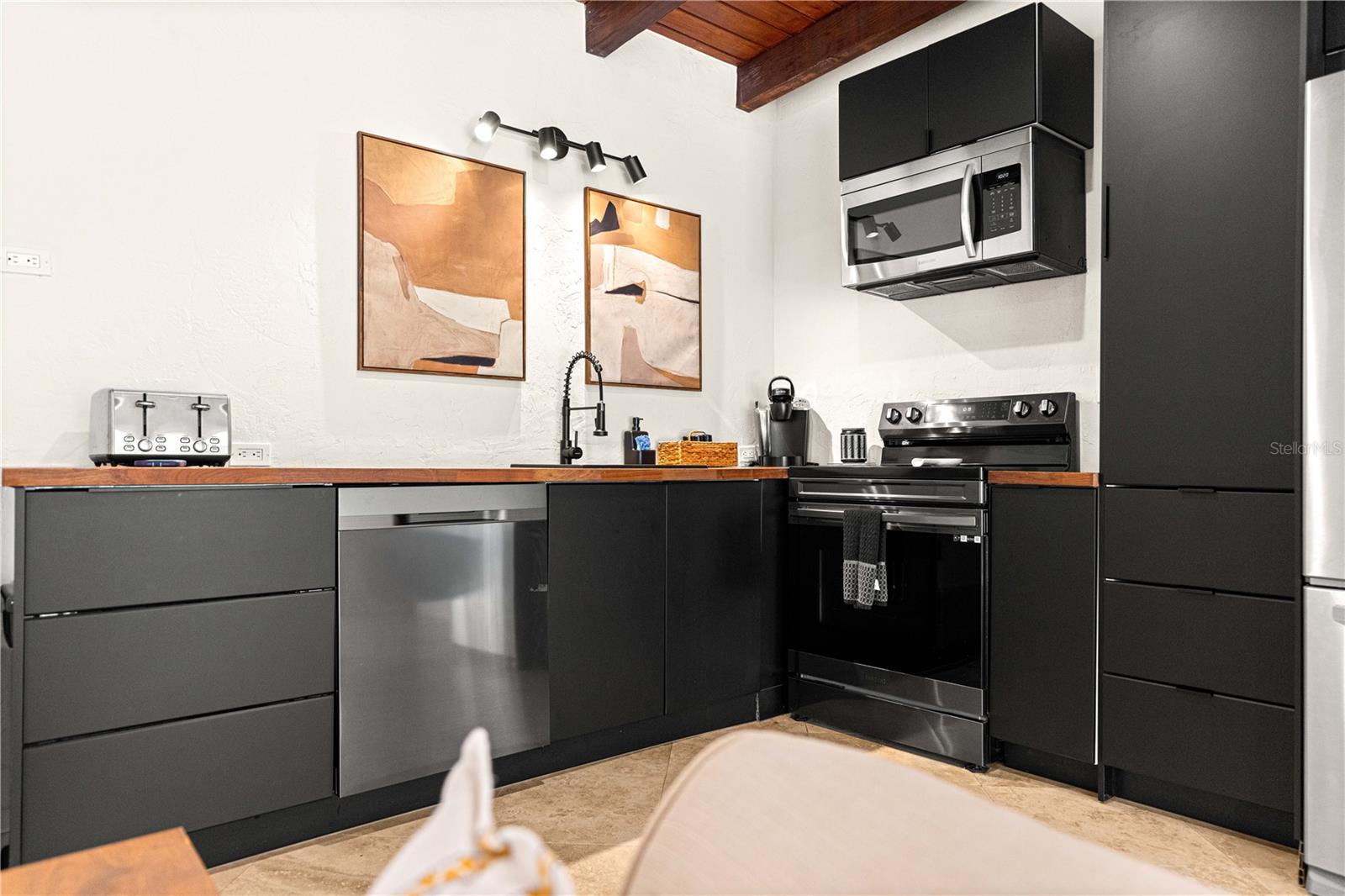 Image 21 of 56 For 8944 White Dogwood Drive