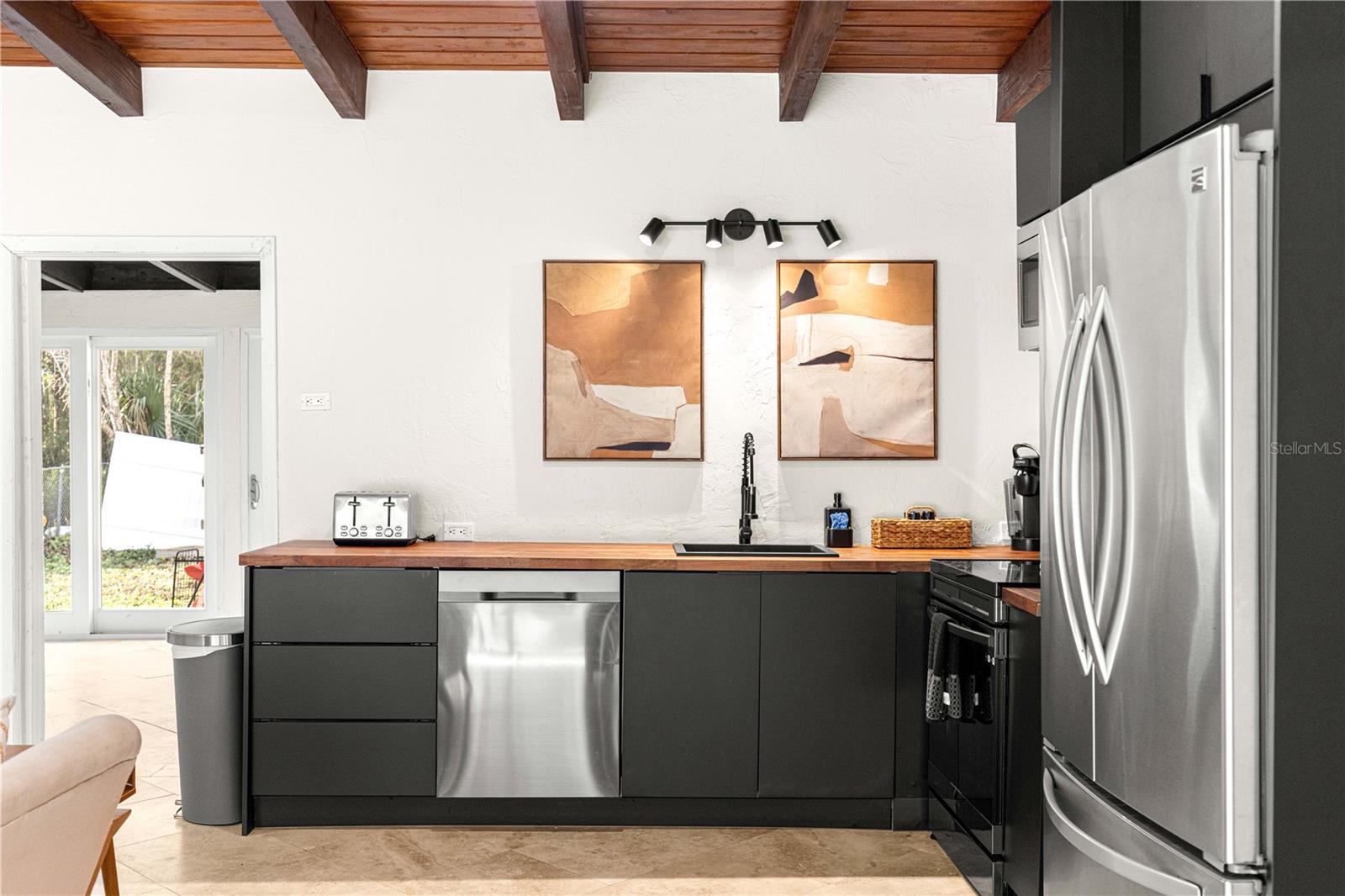 Image 22 of 56 For 8944 White Dogwood Drive