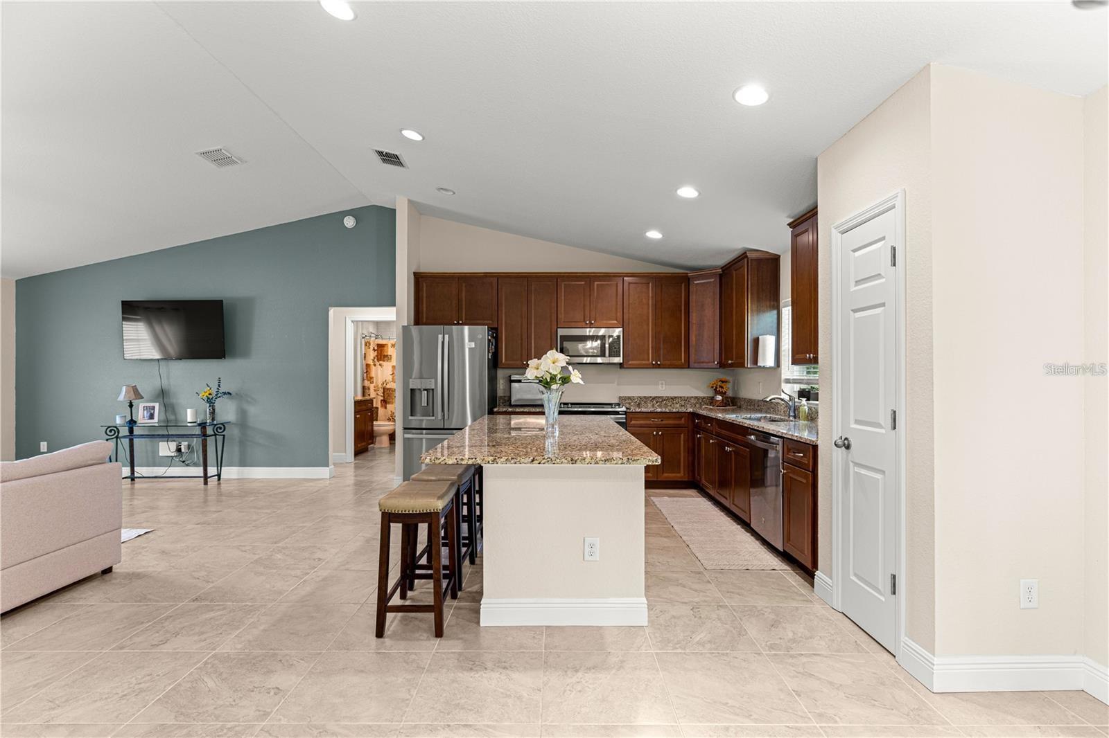 Image 17 of 28 For 854 28th Street