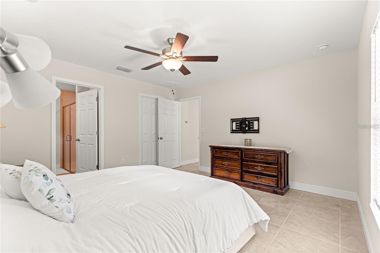 Image 21 of 28 For 854 28th Street