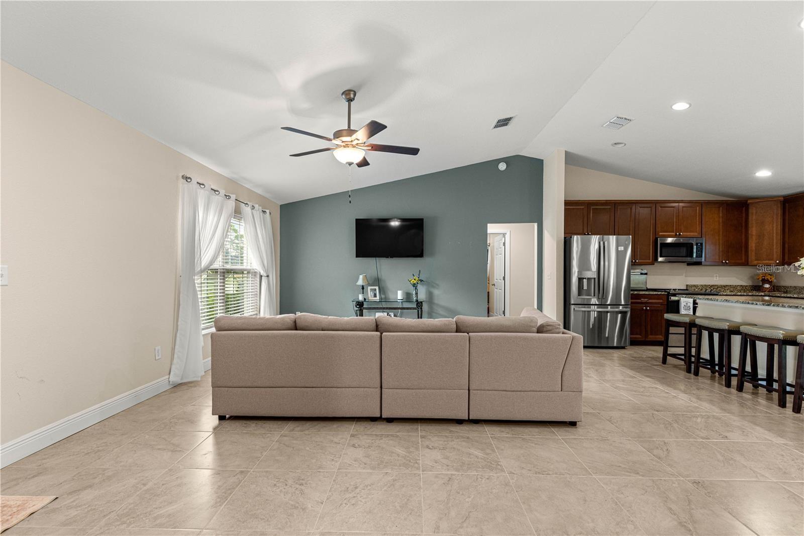 Image 9 of 28 For 854 28th Street