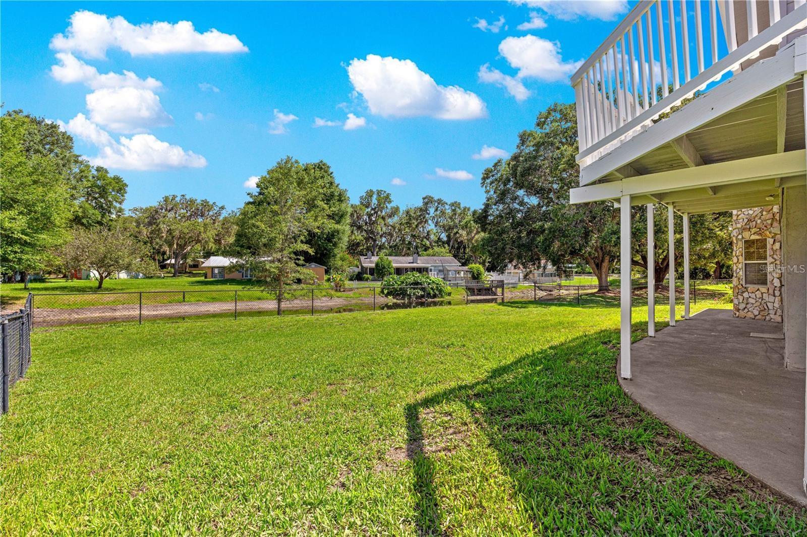 Image 12 of 53 For 15621 103rd Terrace