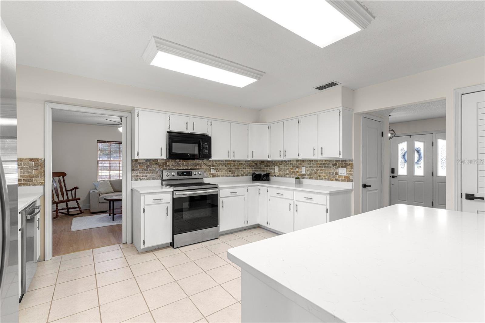 Image 16 of 53 For 15621 103rd Terrace