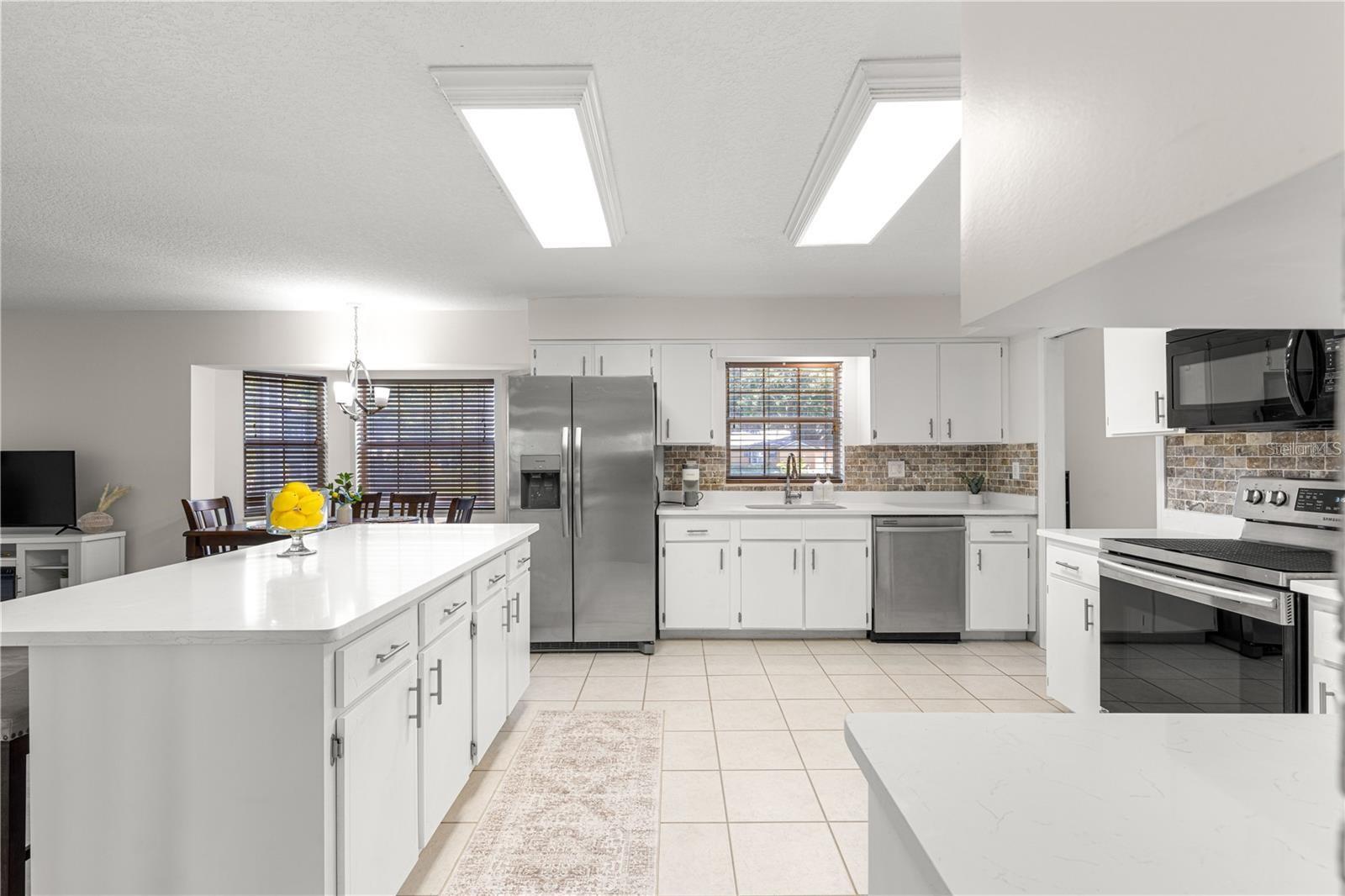 Image 17 of 53 For 15621 103rd Terrace