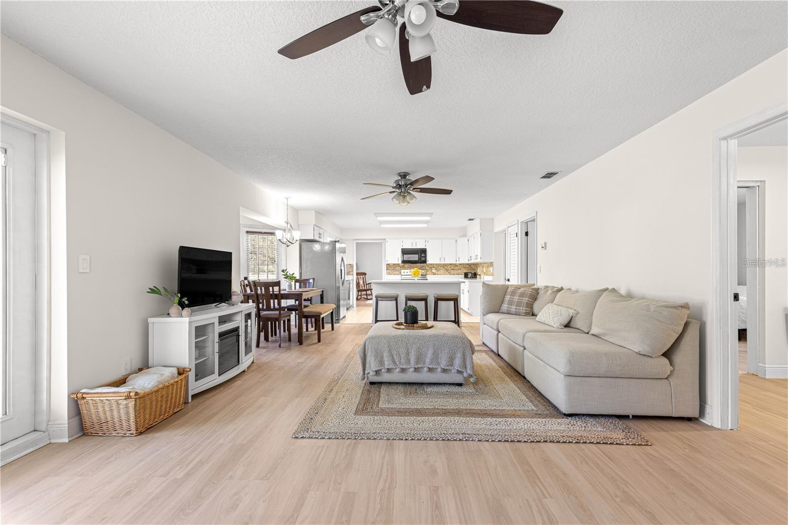 Image 24 of 53 For 15621 103rd Terrace