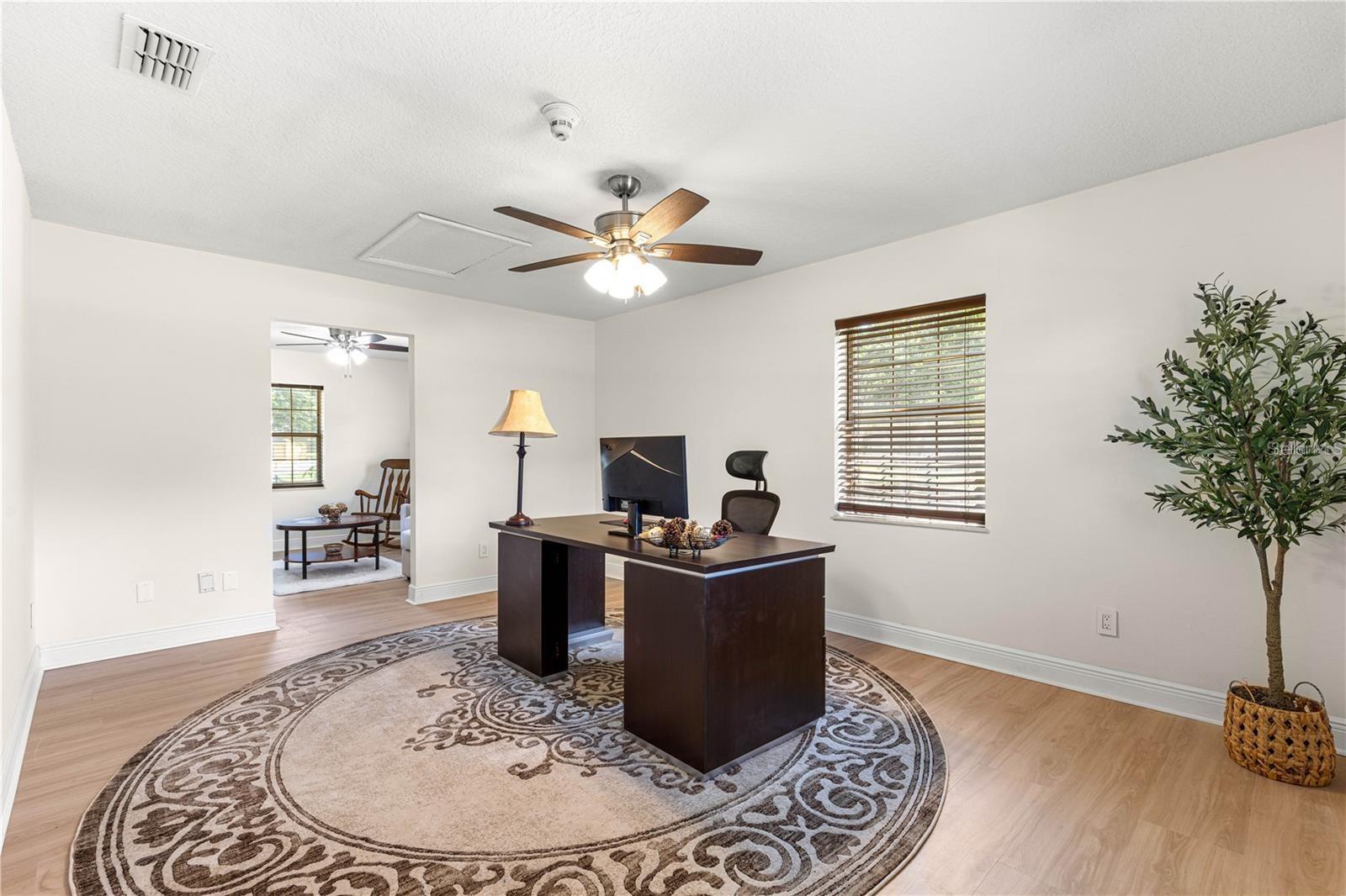 Image 25 of 53 For 15621 103rd Terrace