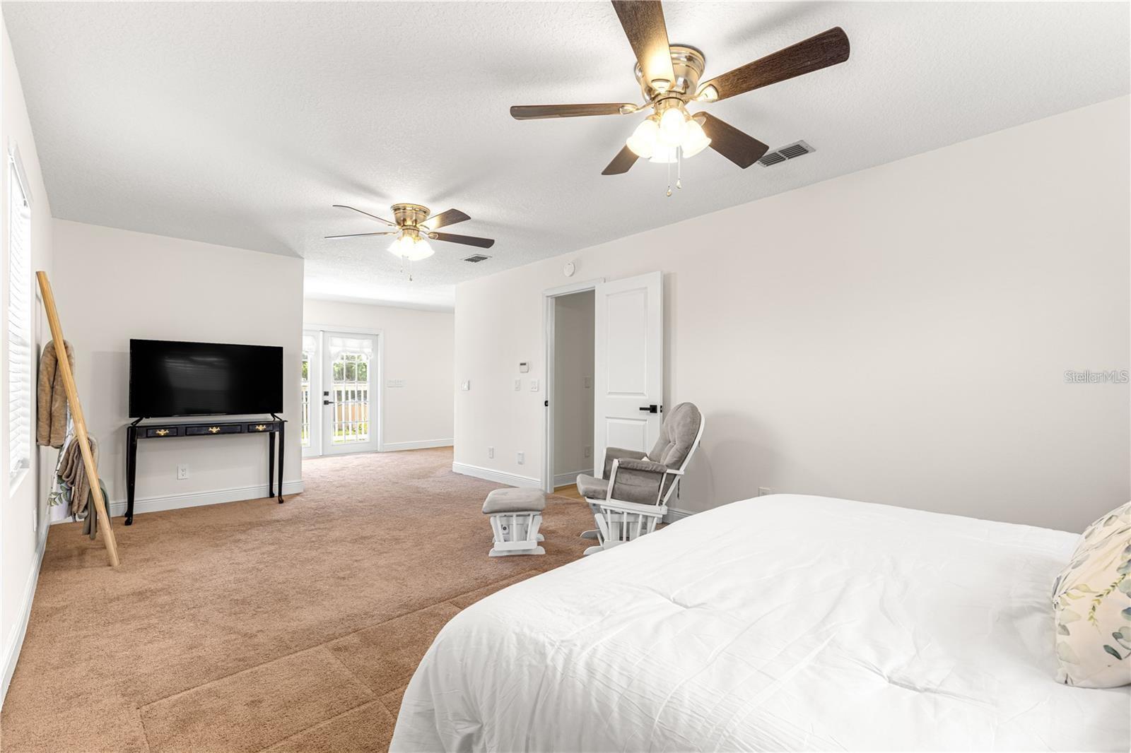 Image 30 of 53 For 15621 103rd Terrace