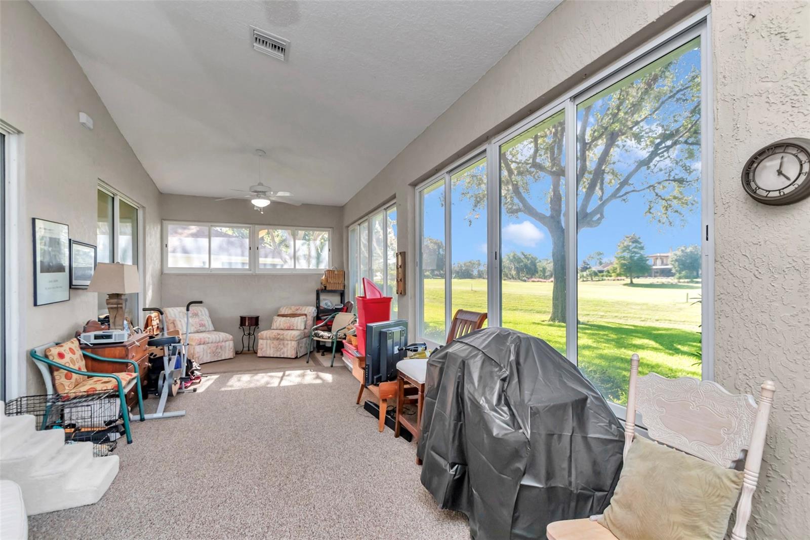 Image 20 of 33 For 5441 Grove Manor