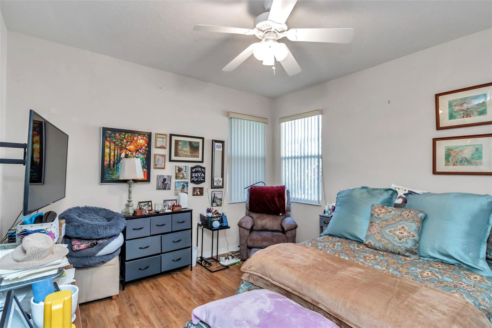 Image 23 of 33 For 5441 Grove Manor