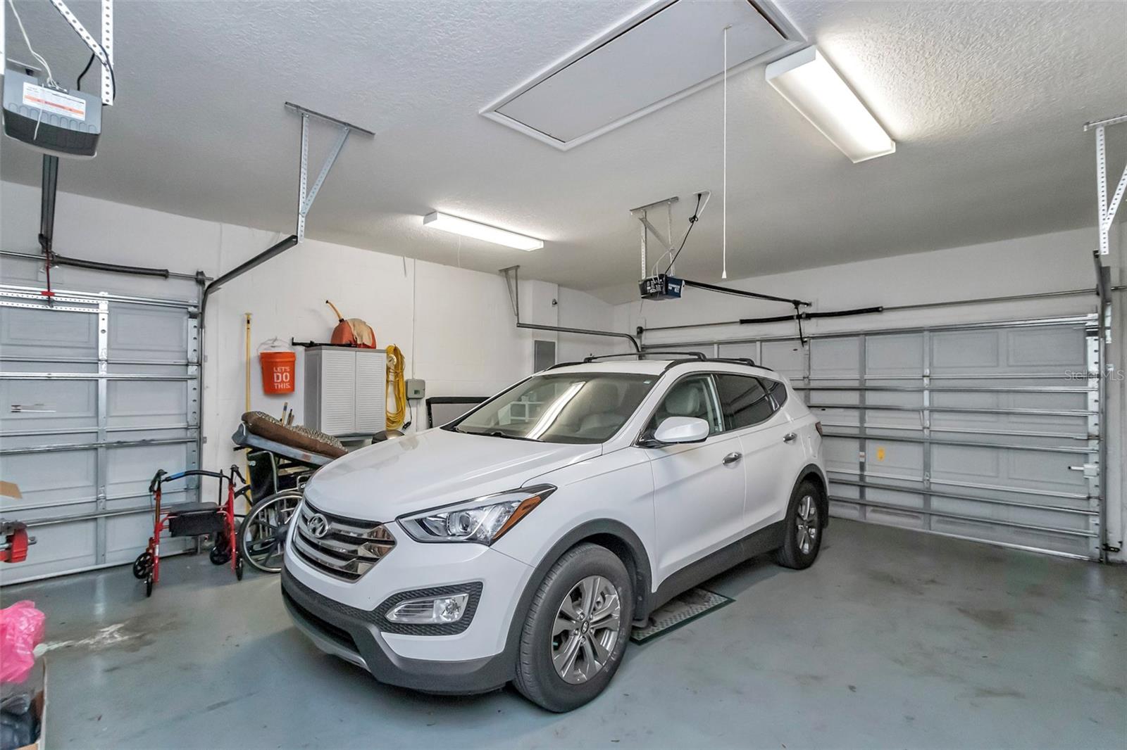 Image 25 of 33 For 5441 Grove Manor