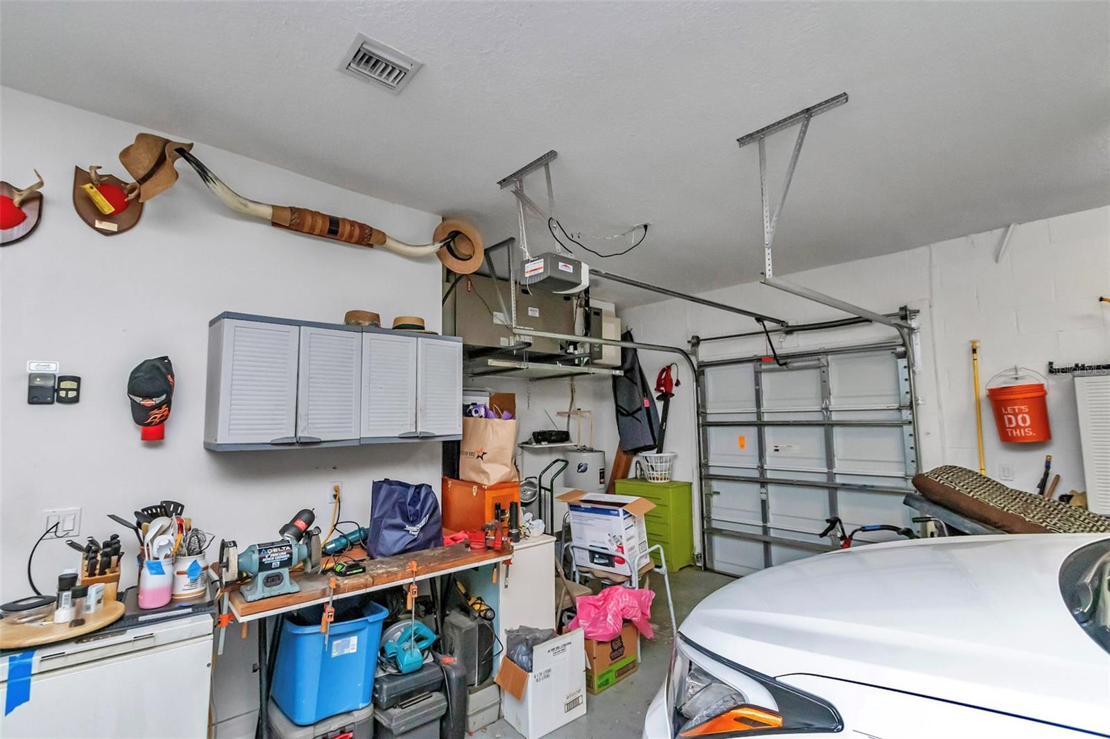 Image 26 of 33 For 5441 Grove Manor